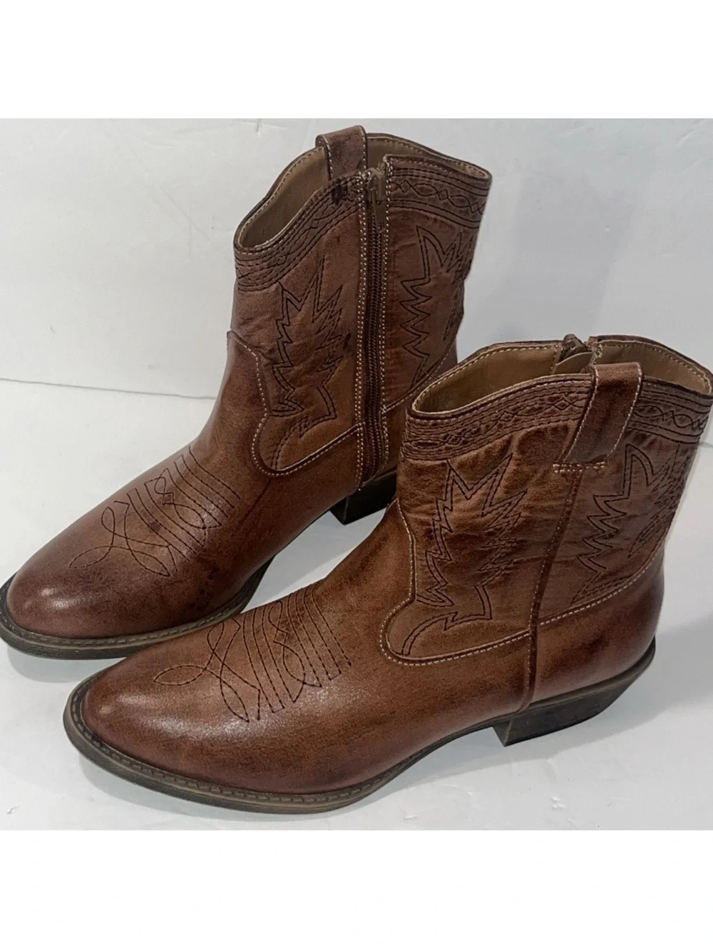 Classic Brown Leather Western Low Cut Boots